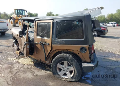 2015 Jeep Wrangler Unlimited Sport из США, поврежденный, VIN 1C4BJWDG3FL623152